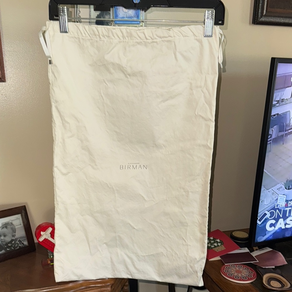 Alexandre Birman 15” x 23.5” Dust Bag